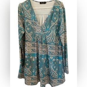 Plus size BoHo printed baby doll long top in size XXLg